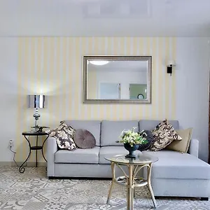 https://maraverde-2-bedroom-apartment.adeje-hotels.com